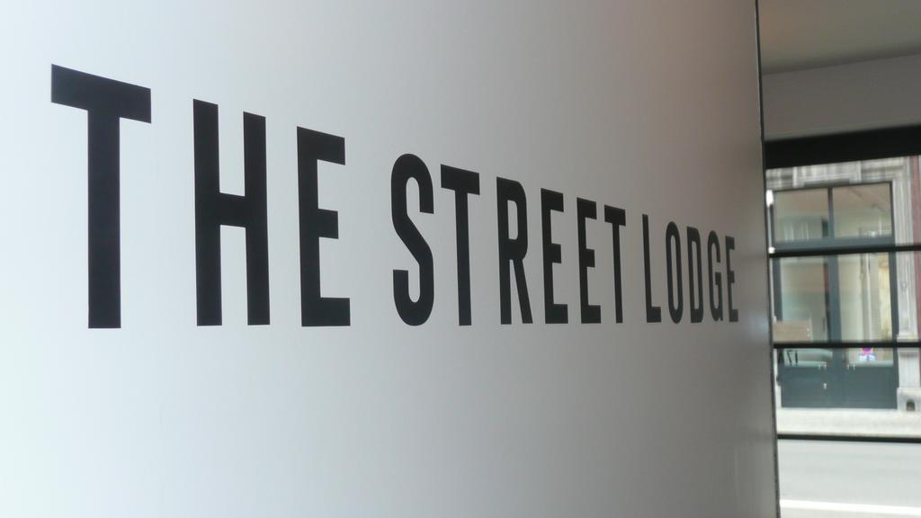 B&B The Street Lodge Льєж Екстер'єр фото